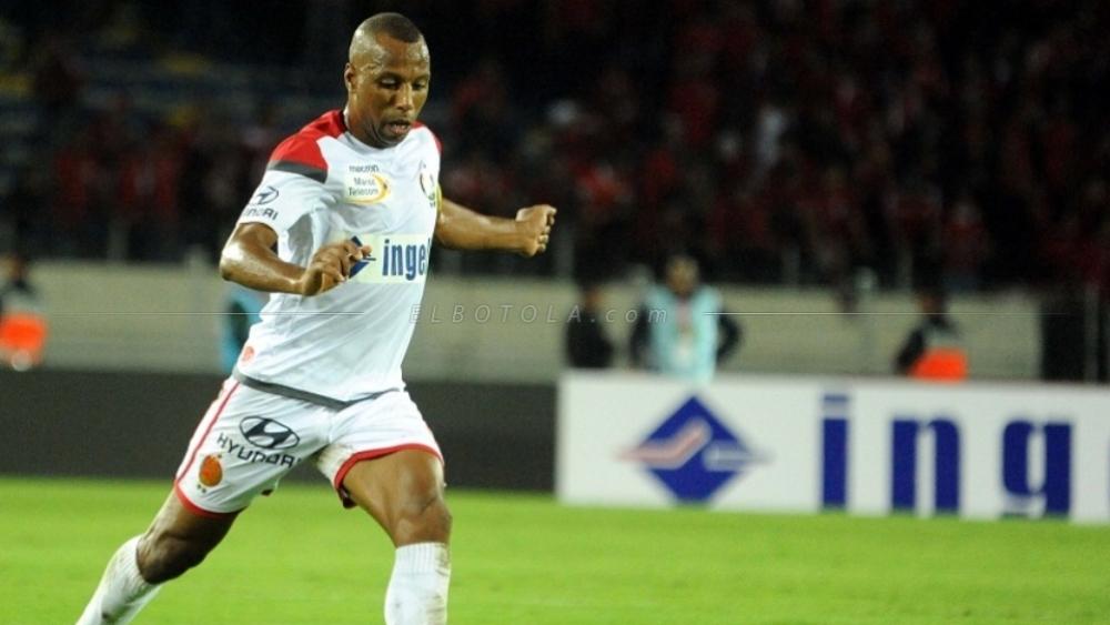 النقاش يتفاعل مع تحفيزات الجماهير و اللاعبين السابقين من قلب بريتوريا قبل مواجهة سان داونز