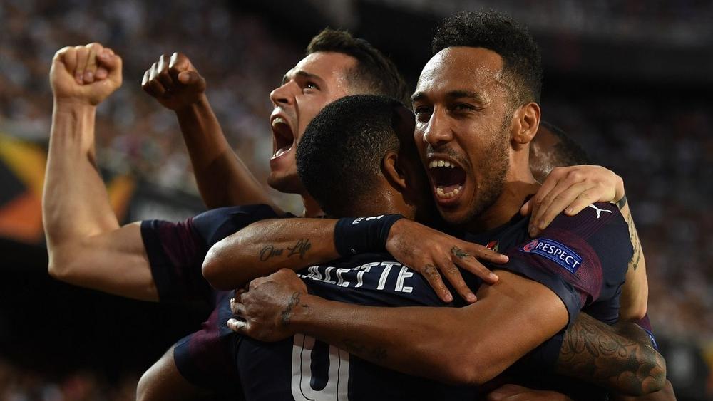 أوباميانغ يقود أرسنال لبلوغ نهائي "يوروبا ليغ"