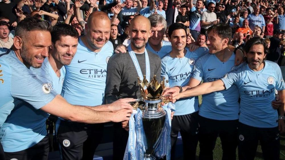 غوارديولا.. فاز بـ 906 نقطة من أصل 1104 ممكنة!