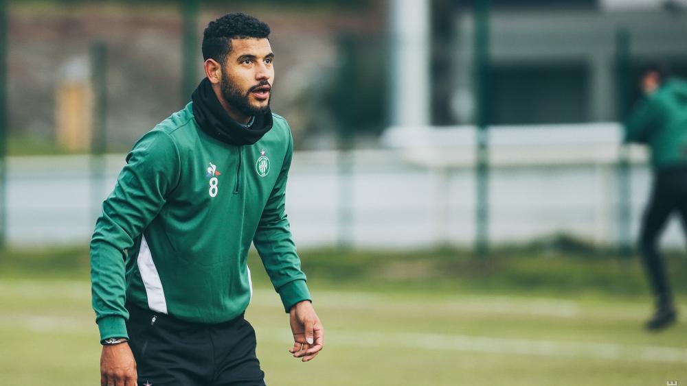 سانت إيتيان يحسم قراره في ملف أيت بناصر