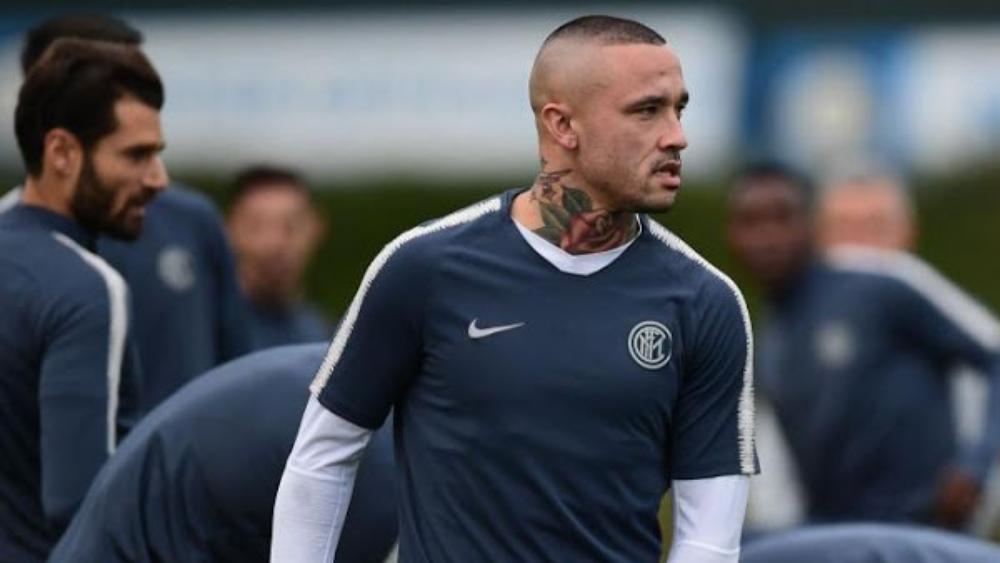 زوجة البلجيكي ناينجولان تعاني من مرض خطير