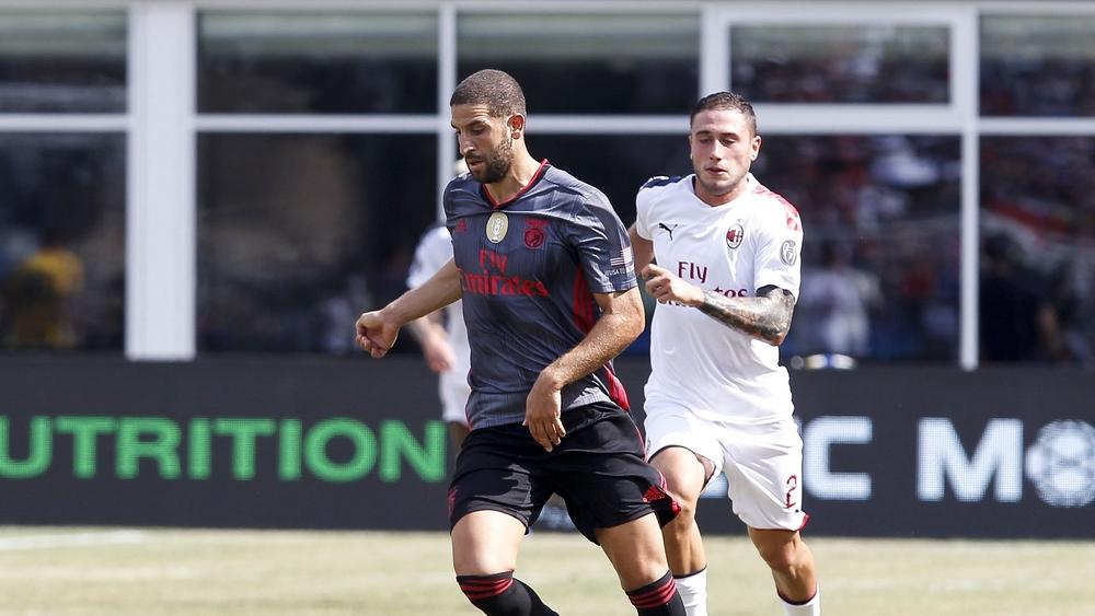 بعد تألقه أمام ميلان.. عادل تاعرابت ينال جائزة "رجل المباراة"