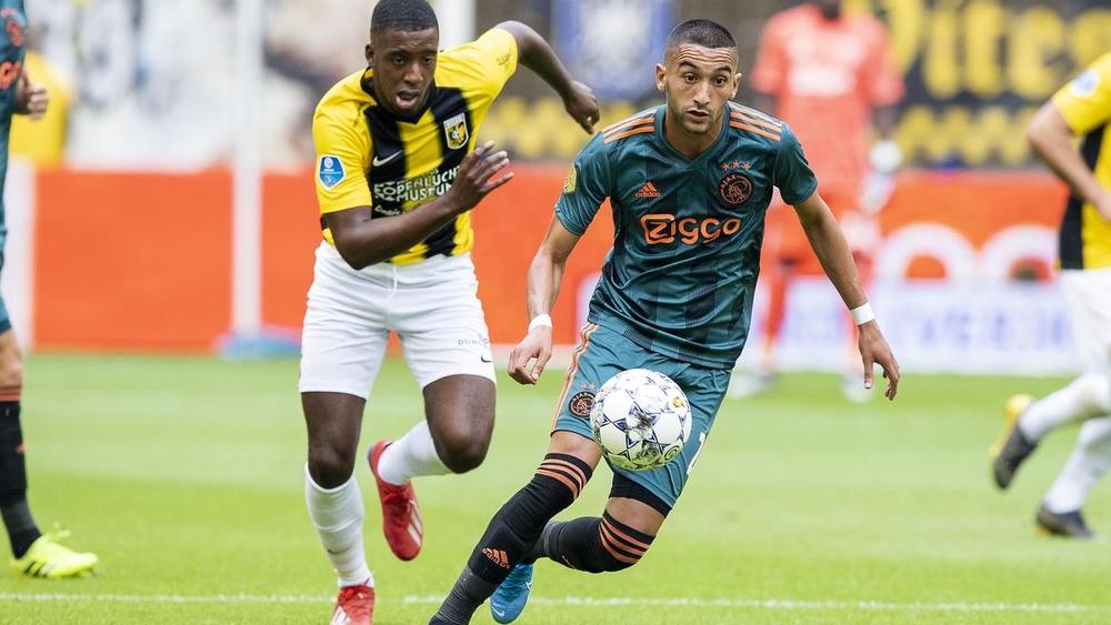 "بيلد": البايرن يعود إلى زياش بعد نفاد صبره في ملف ساني