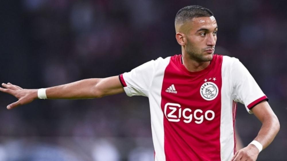 زياش لم يجْزِم بعد بقاءه في أياكس .. ويترك القرار النهائي للمستقبل