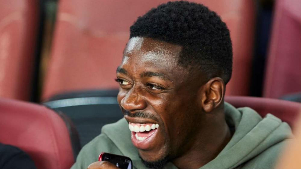 وكيل ديمبيلي: "عثمان سيبقى في برشلونة بنسبة 100%"