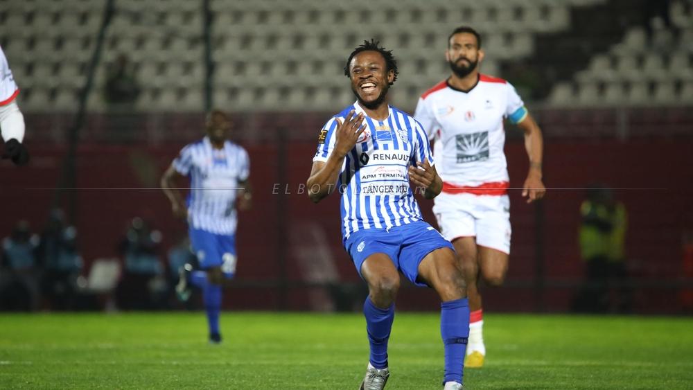 التشكيلة الرسمية: الفتح الرباطي - اتحاد طنجة