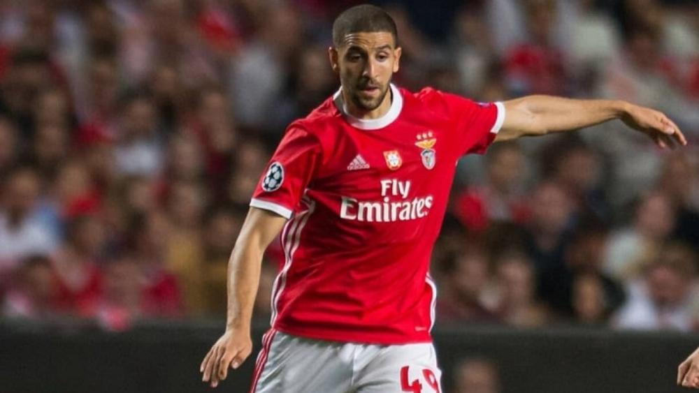 عادل تاعرابت أساسي أمام زينيت في دوري أبطال أوروبا