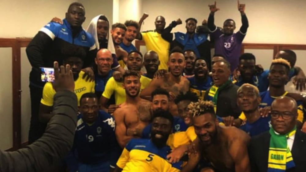 شقيق أوباميانغ: "انتصرنا على المغرب لأننا لم نشرب عصير البرتقال"