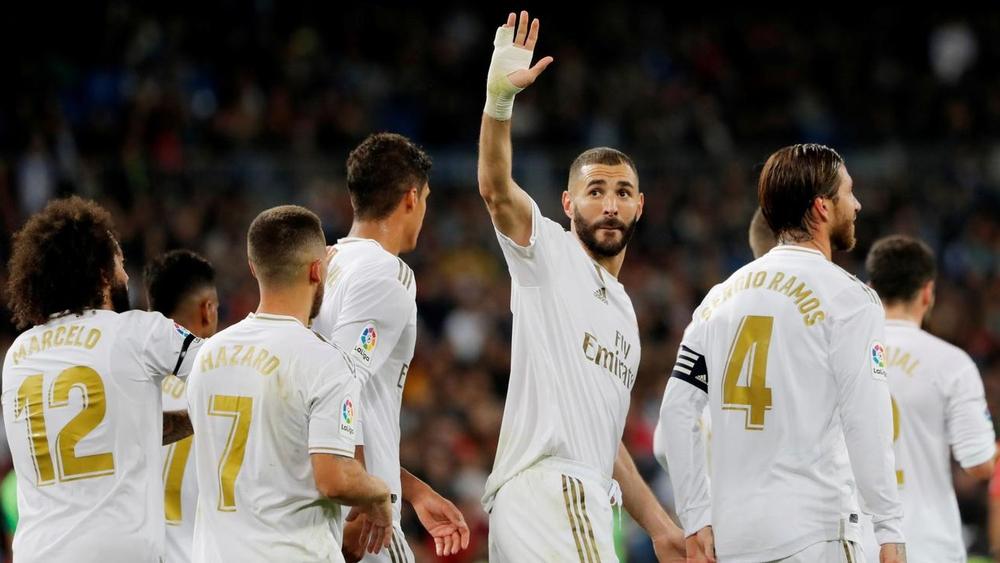 بنزيما يتفوق على هنري ويدخل تاريخ الكرة الفرنسية برقم قياسي