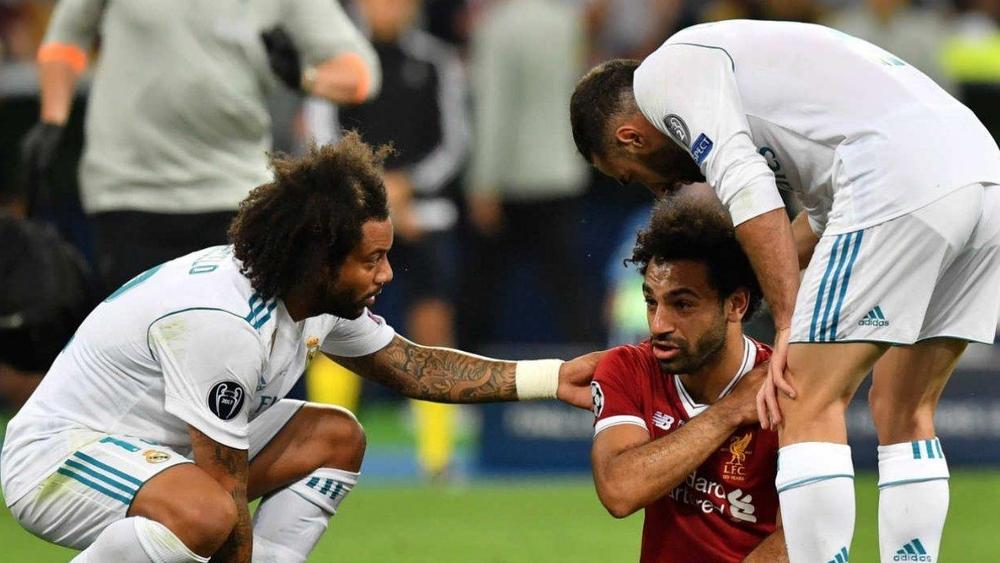 مارسيلو: "فالدانو لم يحترمني عندما قال أنه علي وضع صورة صلاح وأصلي كل يوم"