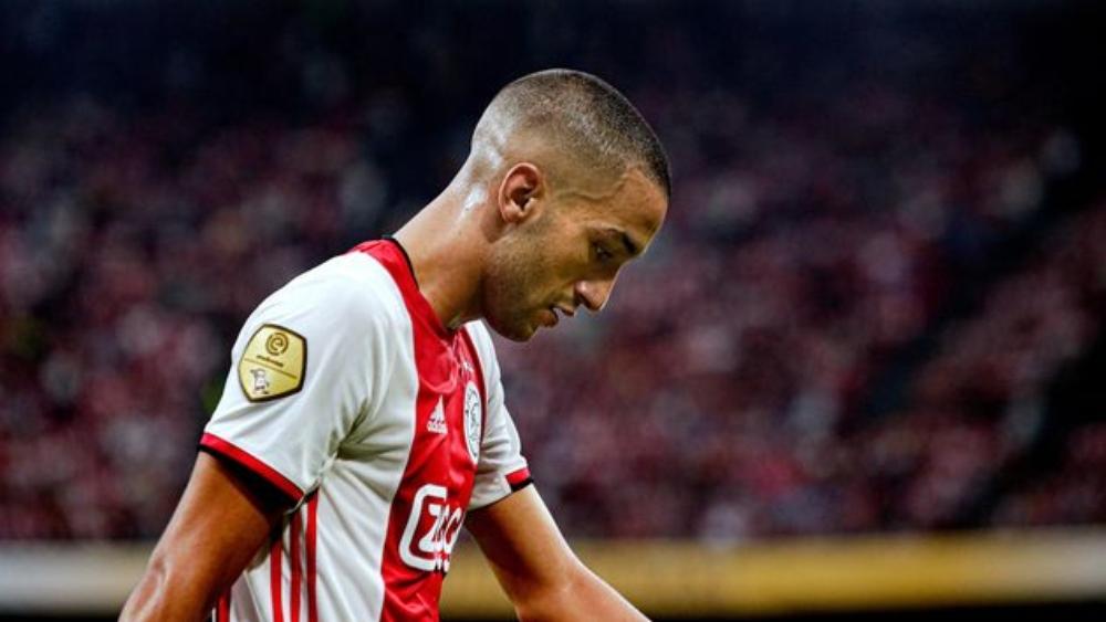 "فرانس فوتبول" تكشف.. لماذا لم ينضم زياش بعد إلى إحدى البطولات الـ5 الكبرى؟