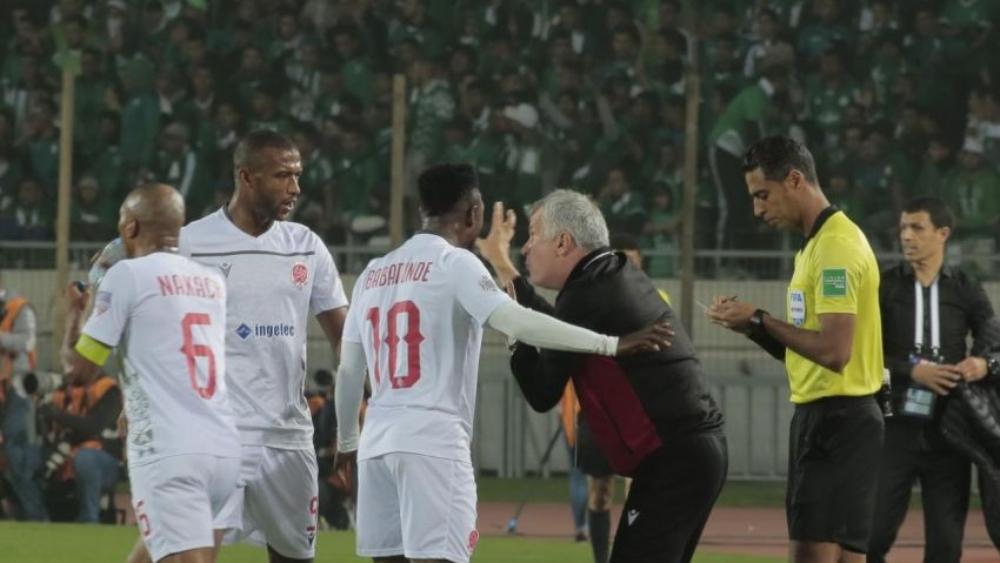 بعد الإقصاء من البطولة العربية..إدارة الوداد تجدد الثقة في زوران و تلحق ثلاث لاعبين بفريق الأمل