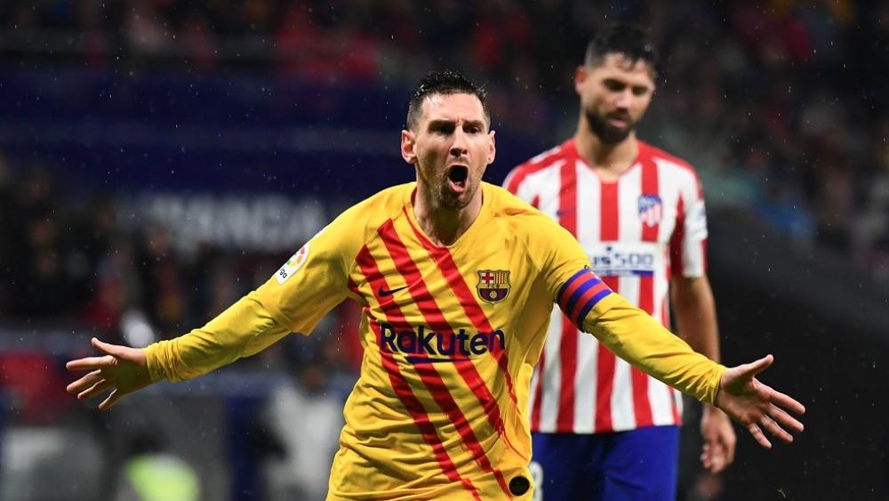 ميسي "ينقذ" برشلونة أمام أتلتيكو مدريد بهدف "قاتل".. ويعيده لصدارة "الليغا"