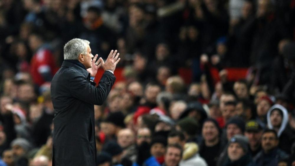 مورينيو أمضى ليلته في مقر تدريب توتنهام بعد الخسارة أمام يونايتد