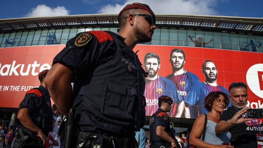 دعوة للتظاهر بالقرب من الكامب نو "يوم الكلاسيكو"