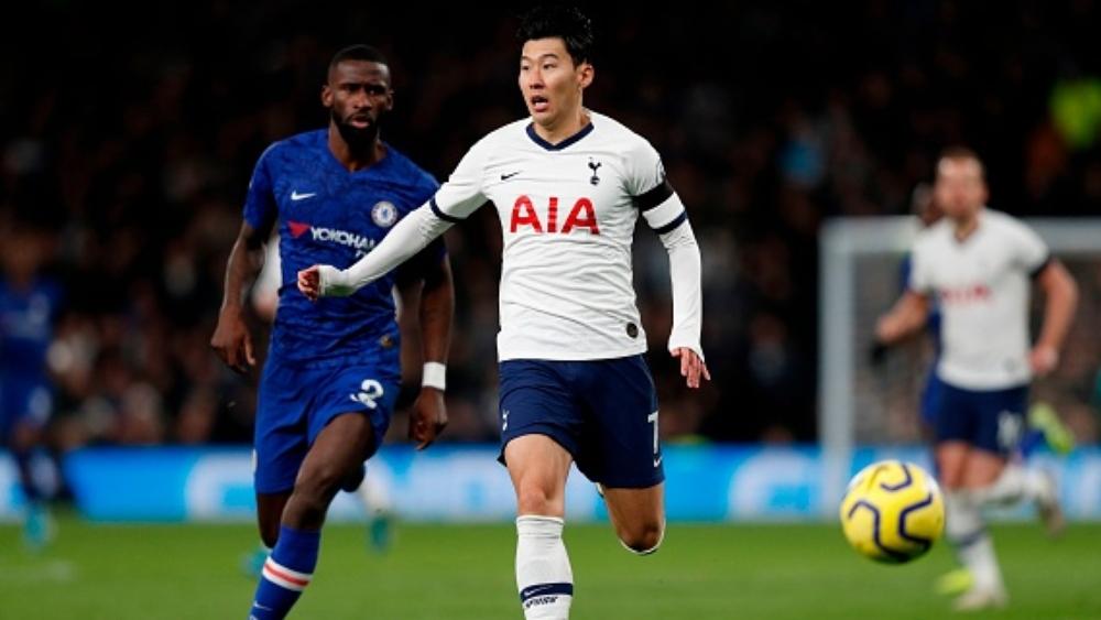 توتنهام يخسر استئناف طرد نجمه سون أمام تشيلسي