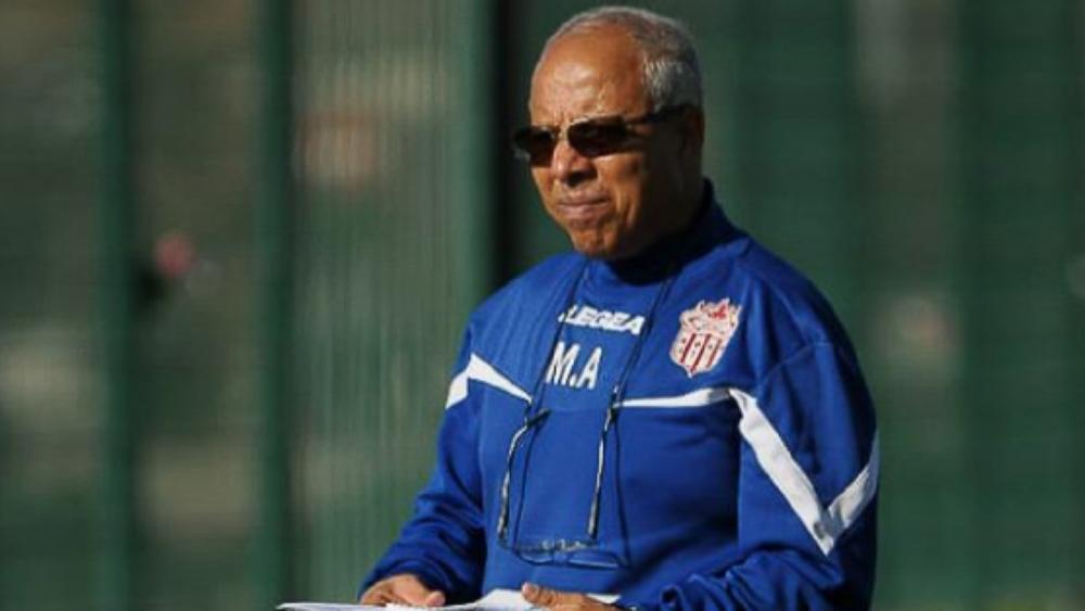 في مشهد "غريب"..حسنية أكادير يستنفذ كافة تغييراته في أقل من 28 دقيقة أمام "سان بيدرو" بسبب الإصابة..!