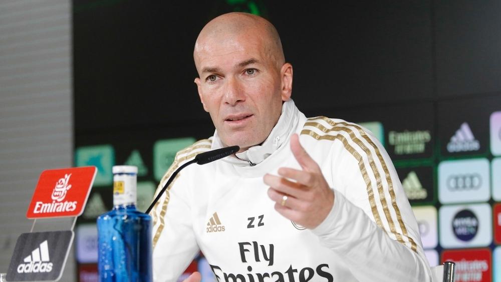 زيدان: "مارسيلو يتألم بسبب الانتقادات.. سنواصل القتال حتى نهاية الموسم"