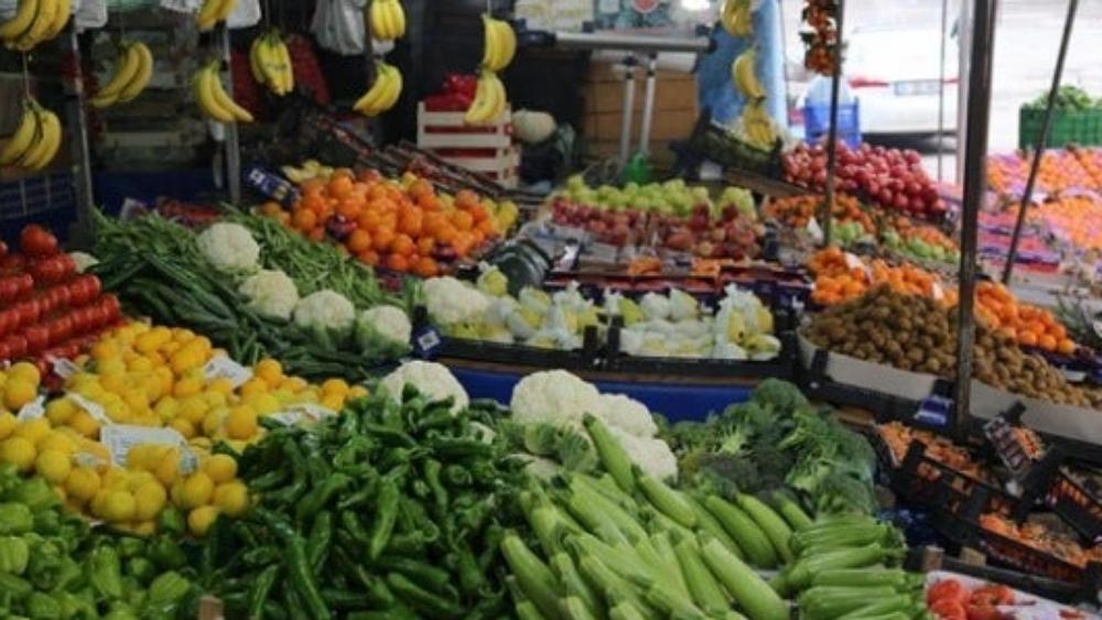 وزارة الفلاحة تطمئن المستهلكين لوفرة المخزون الوطني الخاص بالمنتوجات الفلاحية والغذائية وتؤكد أن تخزين الأغذية في البيوت "لا جدوى منه"