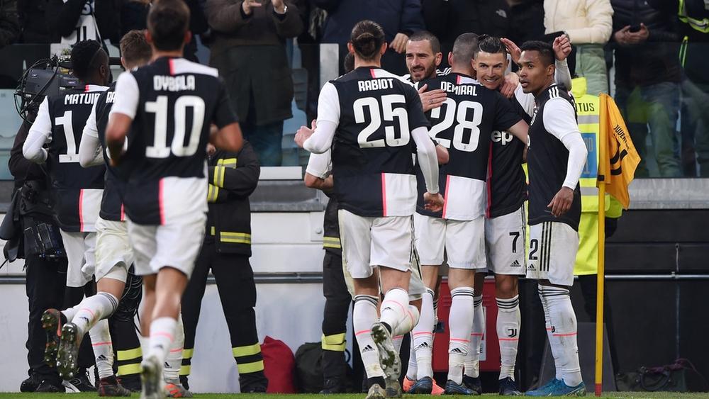 رسميا | يوفنتوس يعلن توصله لاتفاق مع لاعبيه ومدربه.. الذين قرروا عدم الحصول على رواتبهم لمدة 4 أشهر!