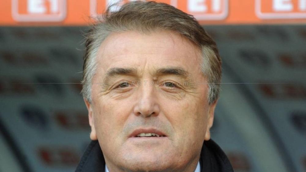 وفاة المدرب الوحيد الذي درب ريال مدريد وبرشلونة وأتليتكو مدريد