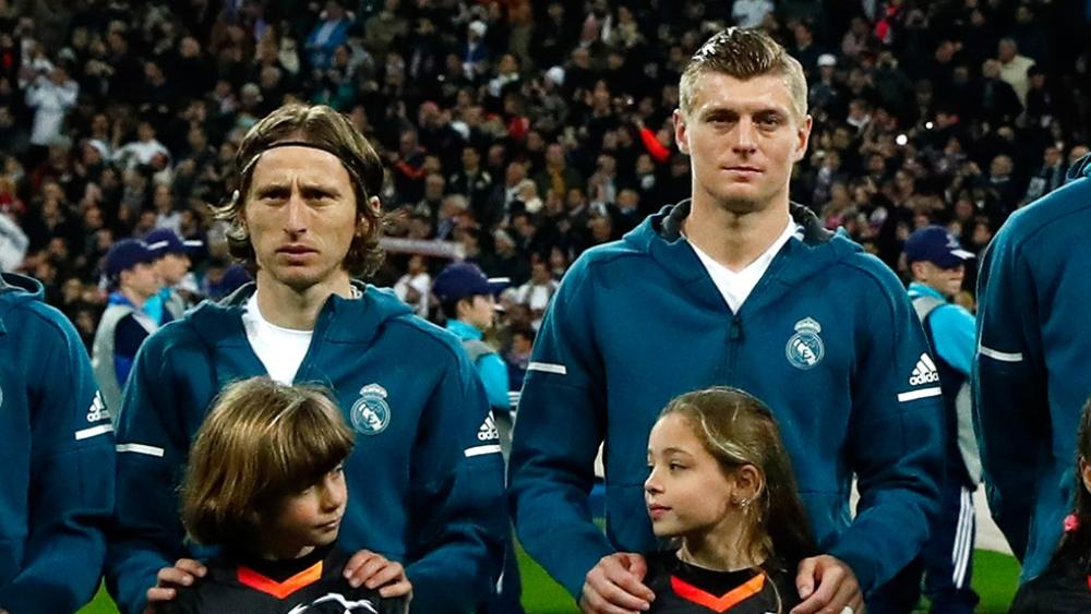 جماهير ريال مدريد تُطالب بإقصاء "مودريتش وكروس" من تشكيلة الفريق