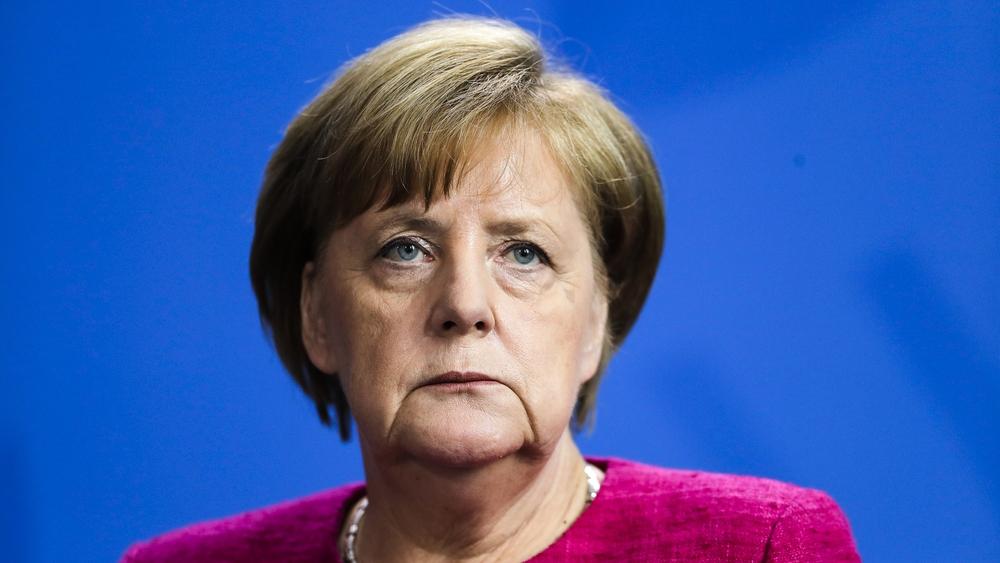 ميركل : "ألمانيا لا تزال في بداية الوباء و عندما يتم العثور على لقاح يتوجب إتاحته للجميع ويكون سعره مناسباً لأن العلم والمعرفة لا جنسية لهما"