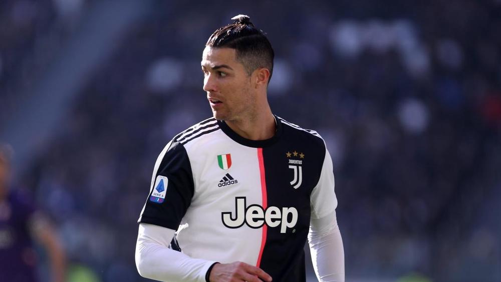 صحيفة إيطالية: "كريستيانو رونالدو لن يرحل عن يوفنتوس "