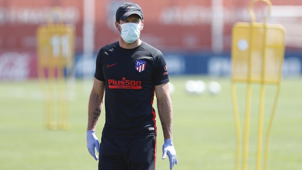 تقارير | وزير الصحة الإسباني يضع "عقبة" جديدة في طريق عودة "الليغا" يوم 8 يونيو المقبل