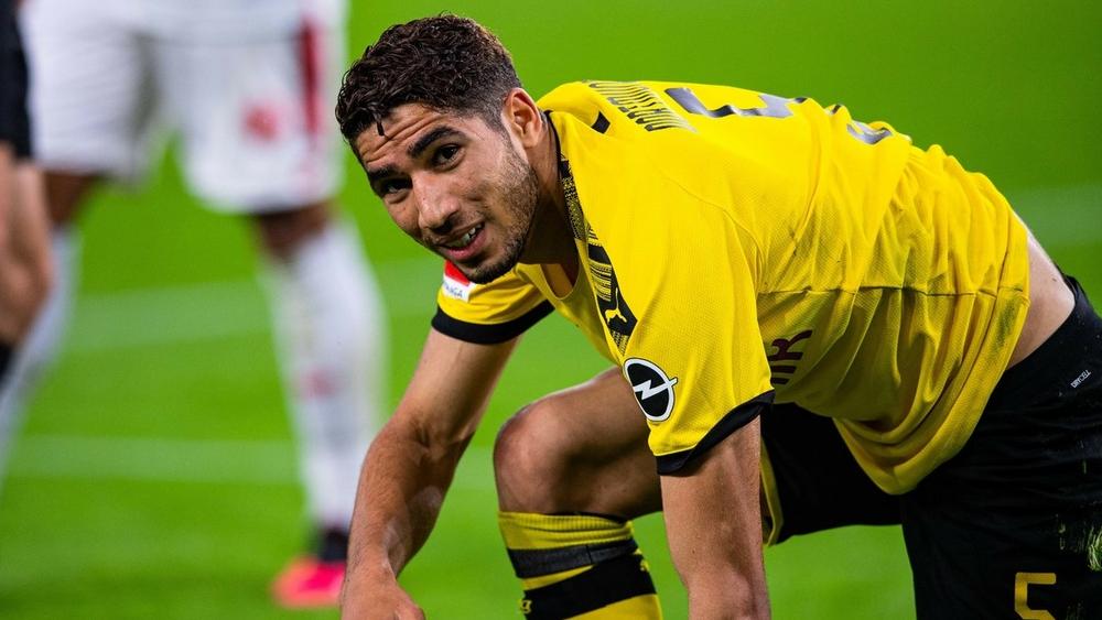 قناة إسبانية: "حكيمي لن يعود إلى ريال مدريد بنسبة 90%.. لديه 3 عروض للاختيار بينها"