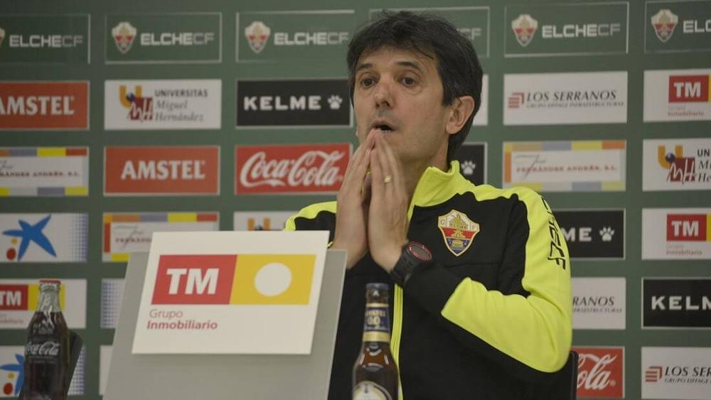 إلتشي ينفصل عن مدربه بعد يومين من صعوده إلى "الليغا"