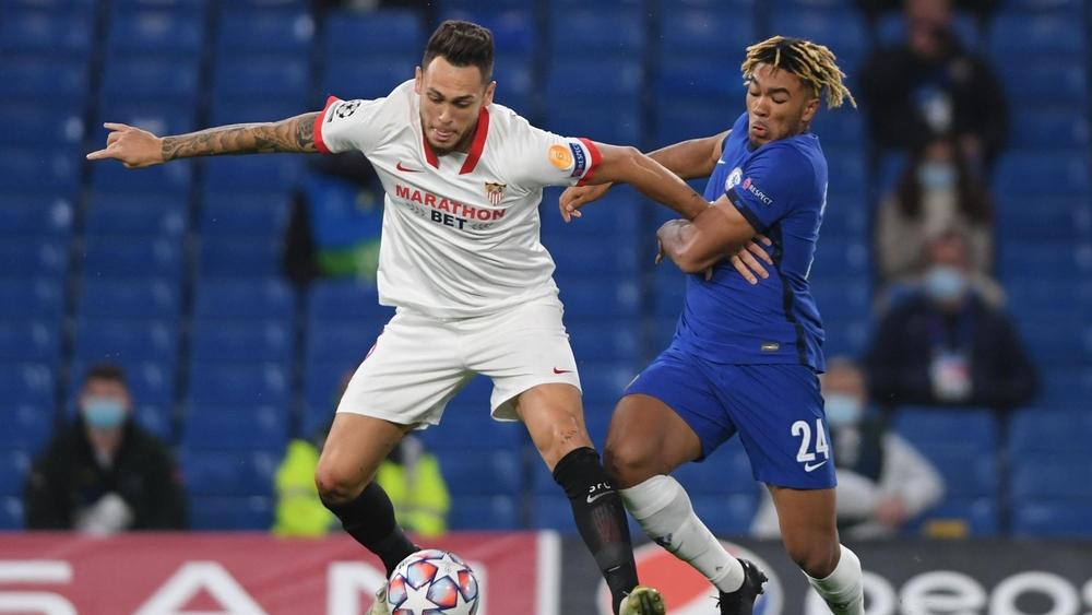 إشبيلية يفرض التعادل السلبي على تشيلسي في حضور "الثلاثي المغربي"