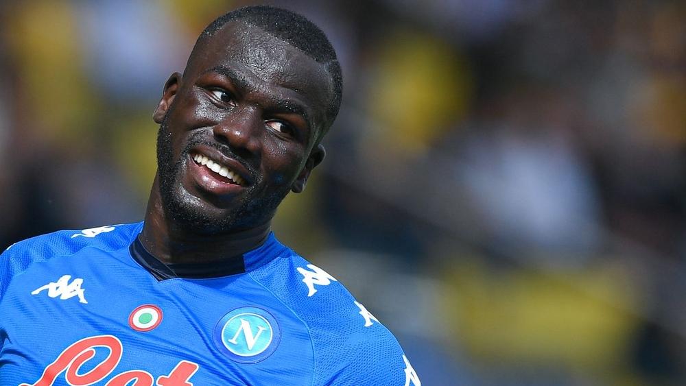 ليفربول يجد نفسه مضطرًا لتلبية مطالب نابولي من أجل كوليبالي