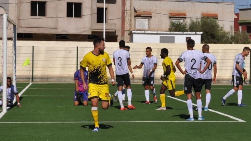 البطولة الاحترافية "إنوي" في قسمها الثاني.. ن. القنيطري يتعادل في عقر الدار أمام ر. بني ملال واتحاد الخميسات ينتصر على اتحاد التواركة