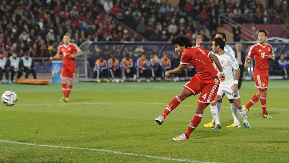 البرازيلي دانتي: "فوز الرجاء على مينيرو بوجود رونالدينيو في الموندياليتو سنة 2013 كان أمراً غير معقولٍ"