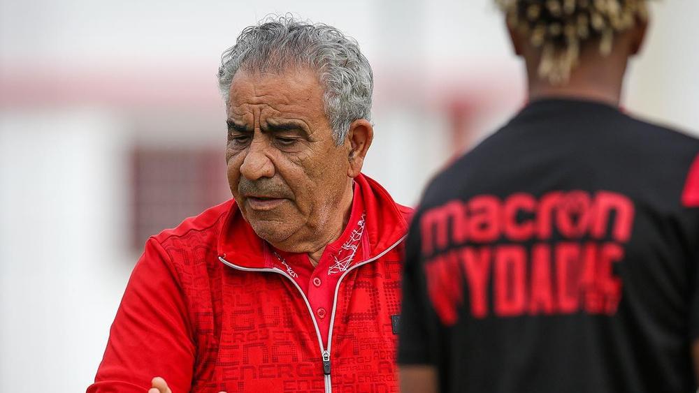 البنزرتي: "هدف مسوفا خير دليل على قوة شخصية الوداد وهدفنا بلوغ ربع نهائي دوري الأبطال"