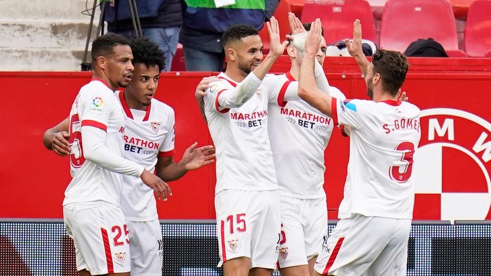 النصيري وفازكيز يقودان إشبيلية للفوز على إلتشي وتقليص الفارق مع ريال مدريد لـ 3 نقاط