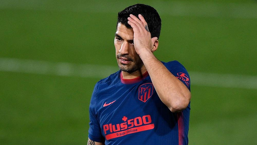 بمناسبة وصوله لـ500 هدف.. سواريز يتبرع بنفس العدد من الكرات لأندية الشباب بالمدن التي لعب فيها