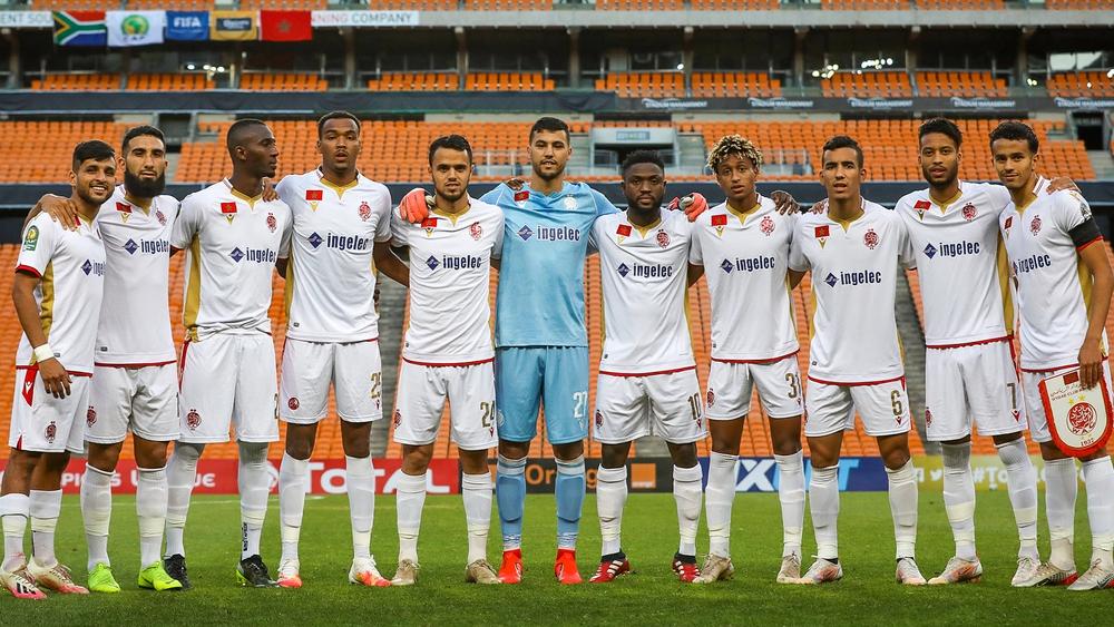 لاعبو الوداد العائدون من جنوب أفريقيا يخضعون لمسحة طبية جديدة قبل مغادرة الحجر الصحي