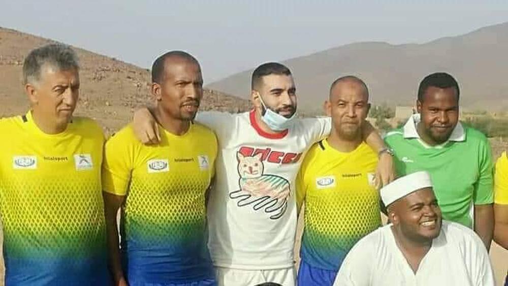 إسماعيل الحداد يستغل تواجده في المغرب لحضور "مباراة تكريمية" في مسقط رأسه بقرية تميضرت "إقليم زاكورة"