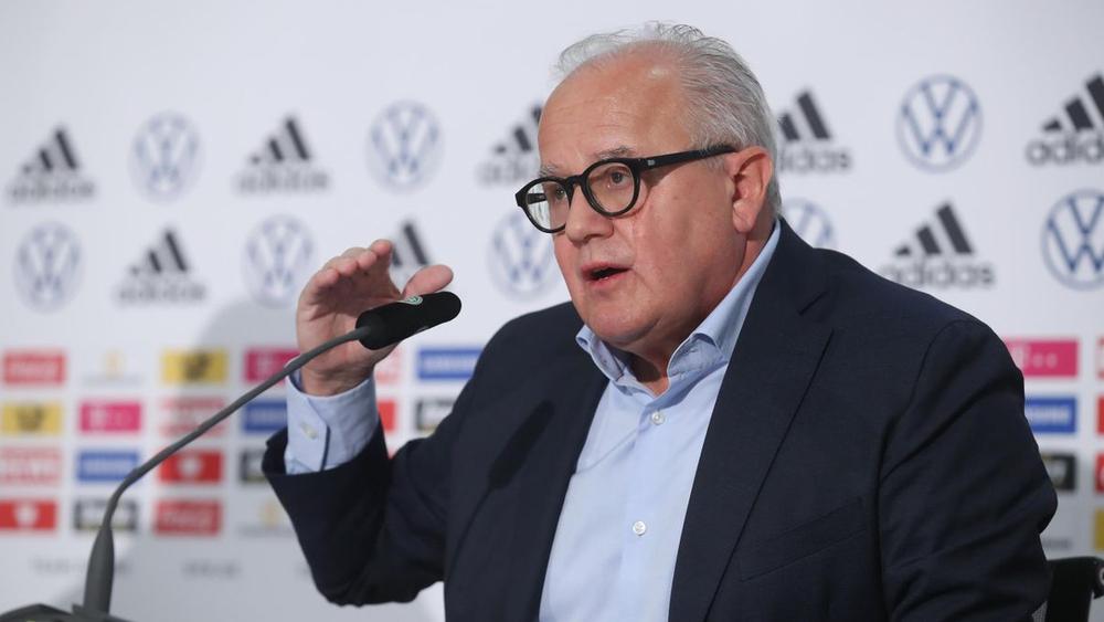 رئيس الاتحاد الألماني لكرة القدم يُقدّم استقالته من منصبه