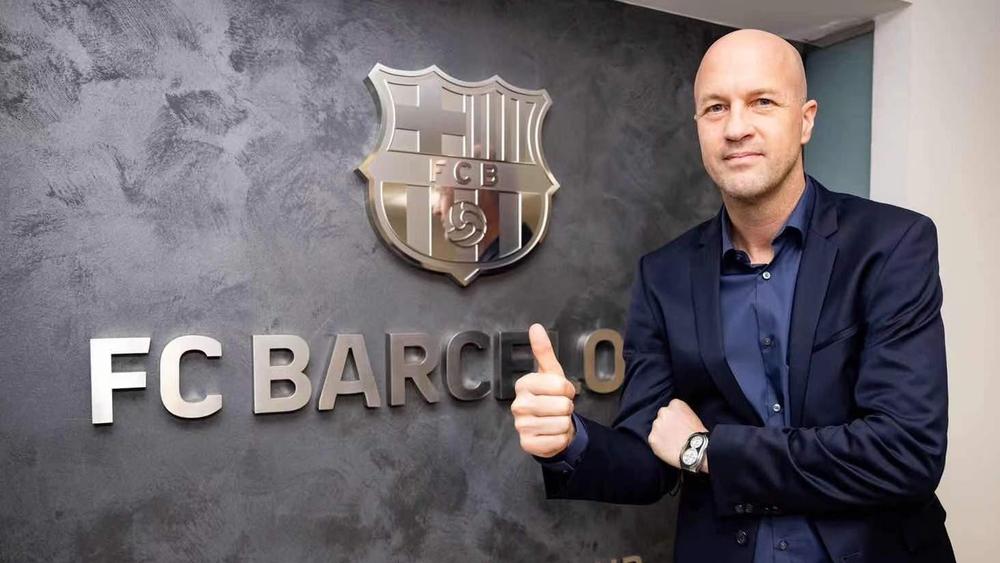 رسميا/ برشلونة يتعاقد مع جوردي كرويف كمستشار