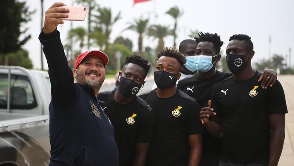 الجماهير الغانية: "ذهبتم للمغرب فقط للاستمتاع بجماله والتقاط صور للذكرى لأنكم لن تفوزا حتى في مباراة أمام الرياح"