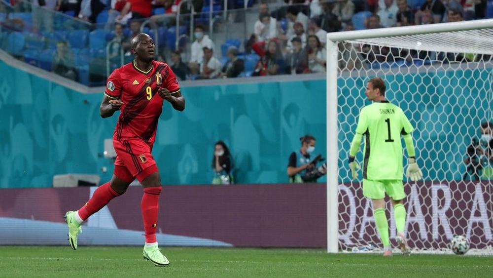 بلجيكا تبدأ رحلتها في "يورو 2020" بانتصار على روسيا (3-0) وتتصدر المجموعة الثانية