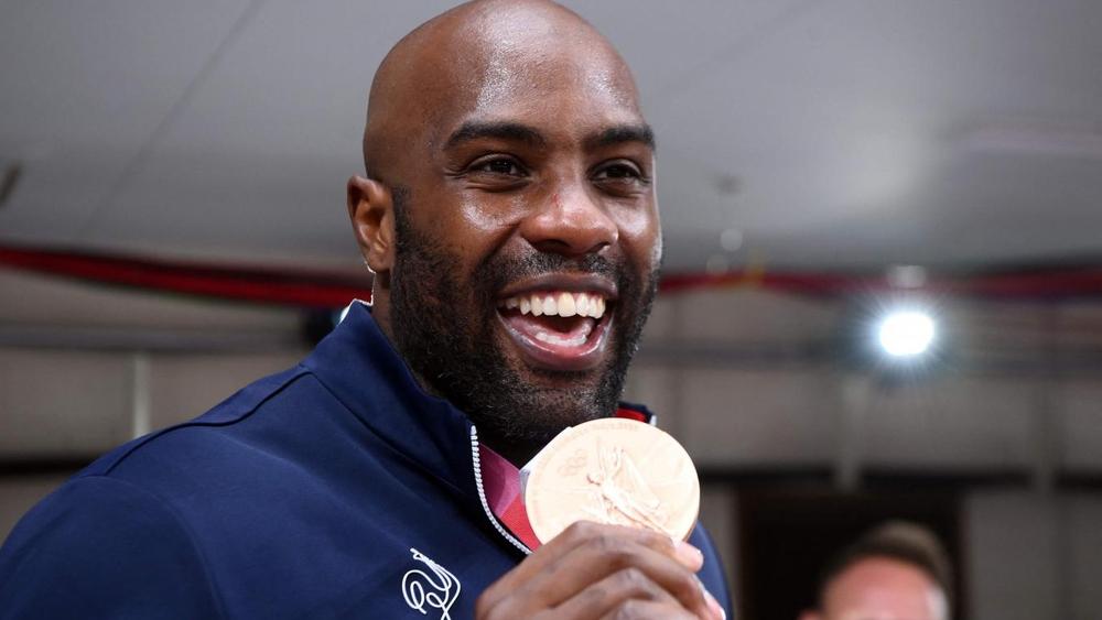 بطل "الجودو" الفرنسي تيدي رينر بعد فوزه بالميدالية البرونزية: "شكرا للمملكة المغربية التي منحتني فرصة الدخول إلى أراضيها للتدرب"