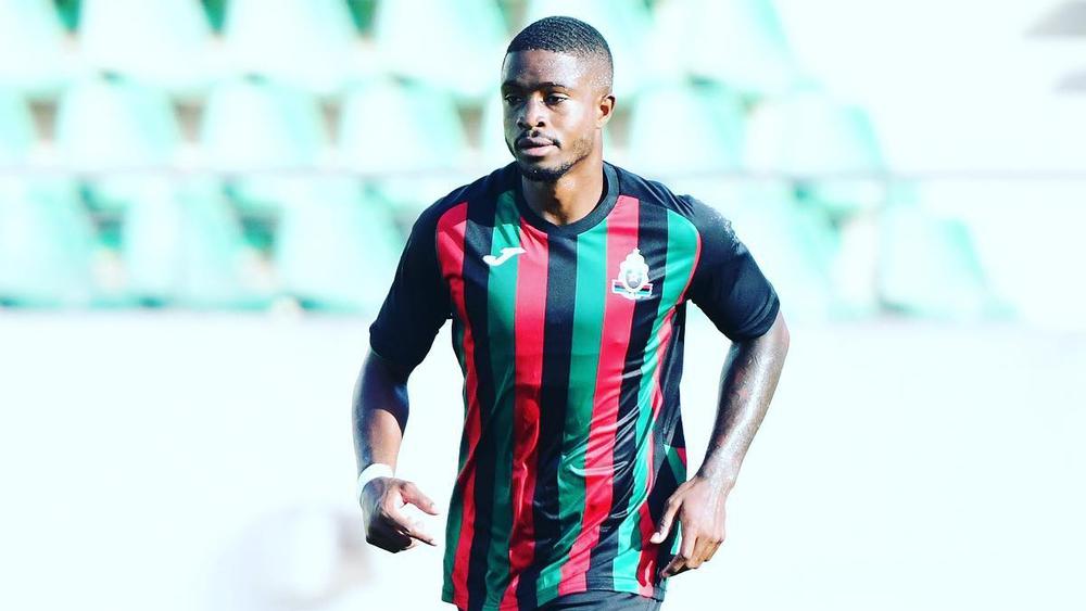 خاص/ بورغيس يقرر الاستمرار مع الجيش الملكي ويستعد لمجالسة النادي بعد عودته اليوم للمغرب