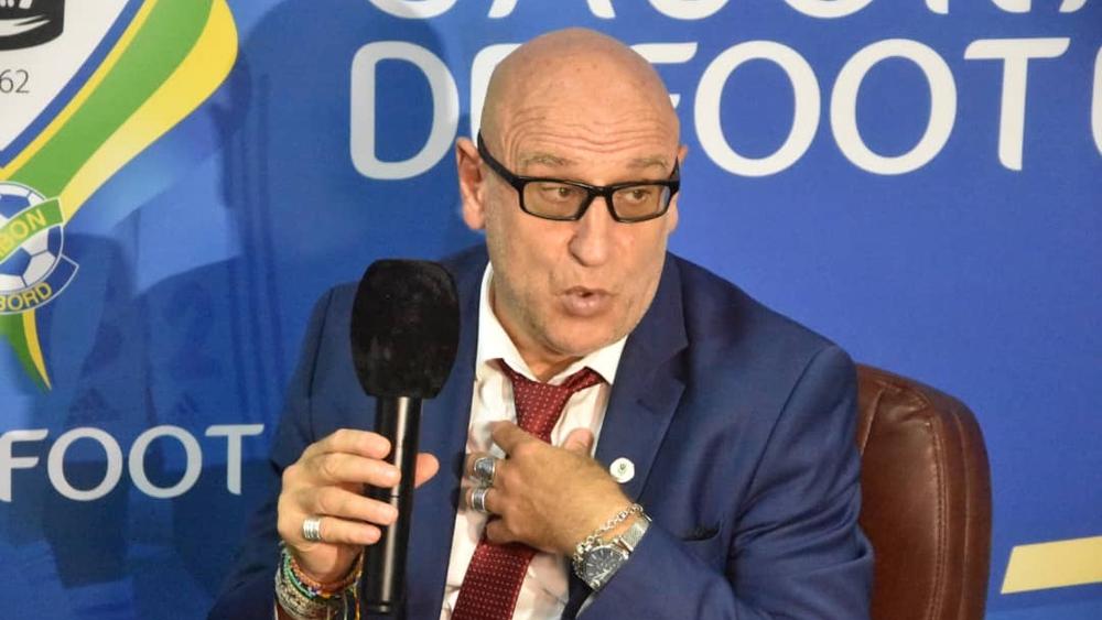 مدرب الغابون: "وقعنا في مجموعة صلبة.. نحن مطالبون بالصبر وملزمون بالبحث عن النتائج للتأهل"