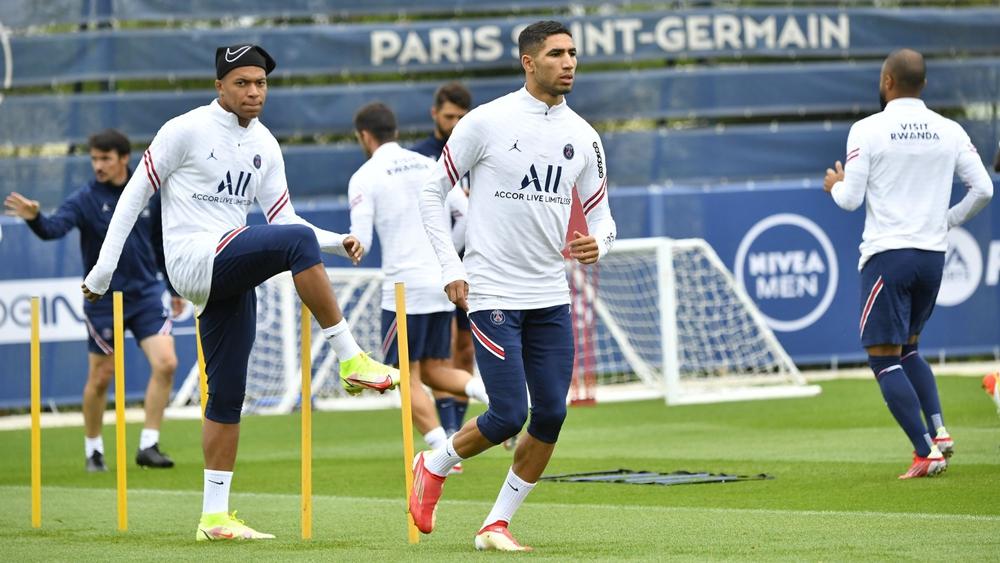 حكيمي أساسي في مواجهة فريقه سان جيرمان أمام بريست ضمن "الليغ 1"