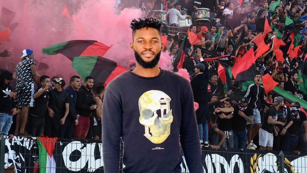 أتشباو لـ"البطولة": "اخترت الجيش الملكي لأنه من أكبر الأندية في المغرب.. سأقوم بمجهودي لتبليل القميص وأسعى للتتويج رفقته بالألقاب"