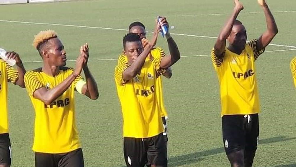 بسبب "التكلفة المادية المرتفعة" لإجراء مباراته في غانا.. أويلرز الليبيري يُفضّل المغرب لاستقبال الرجاء بهدف "تقليص المصاريف"